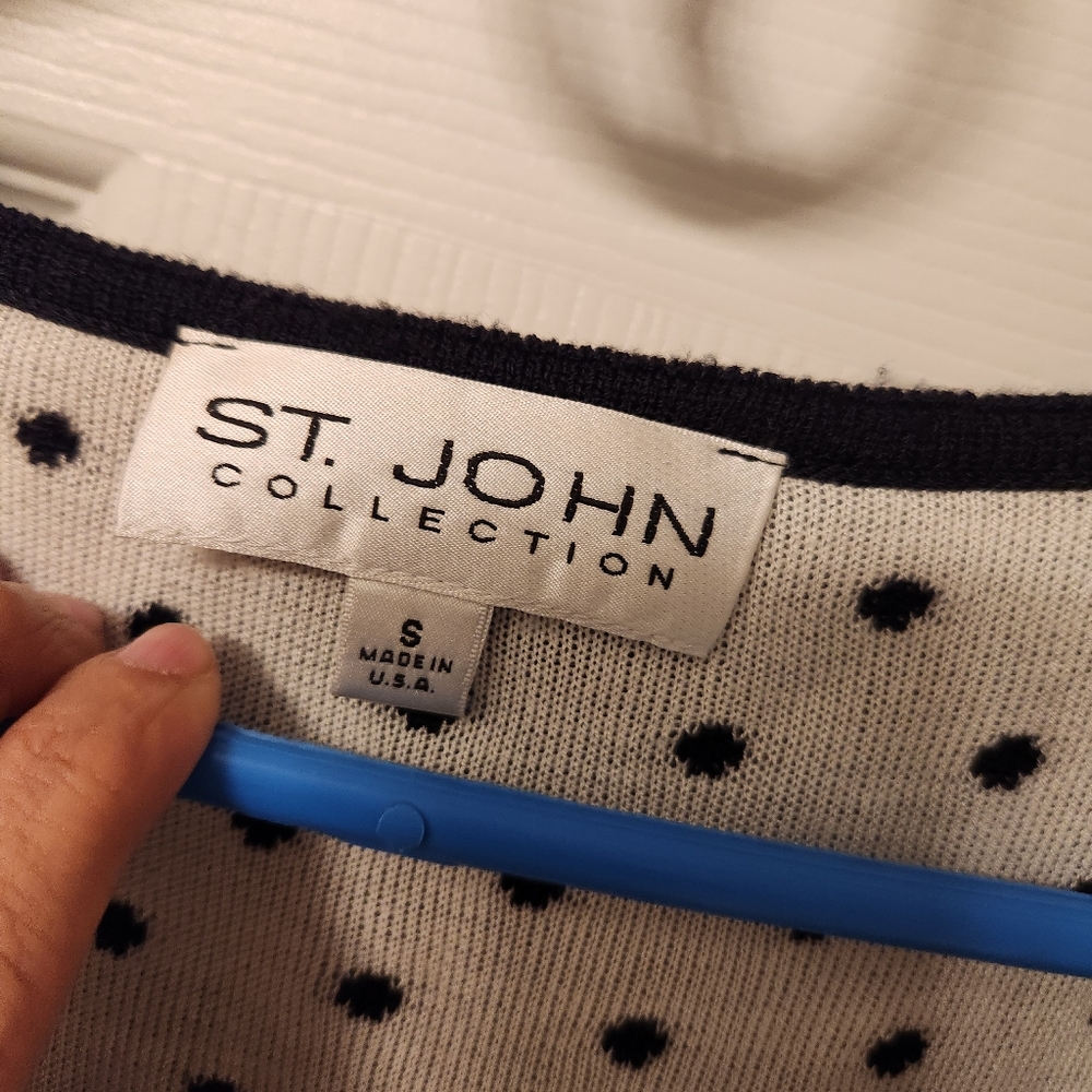 St. john top size s - Picture 3 of 6